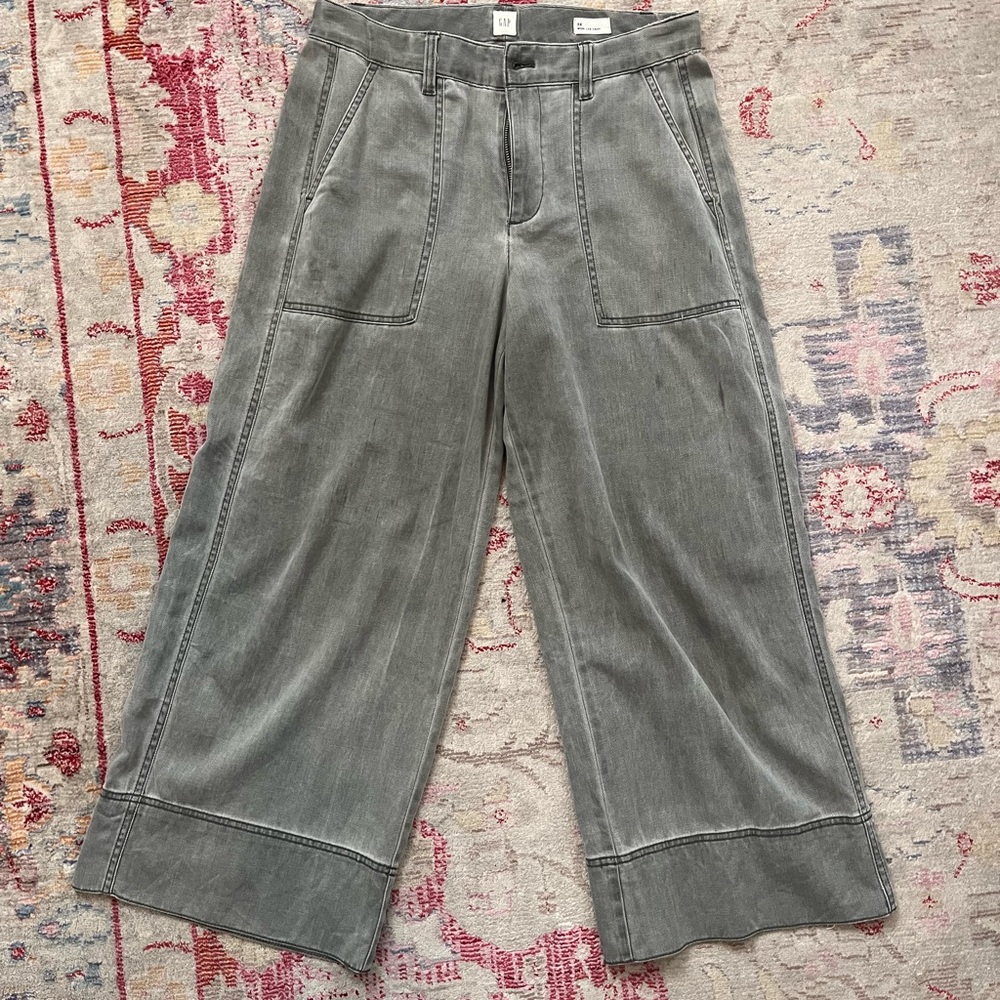 Gap wide leg cropped pants